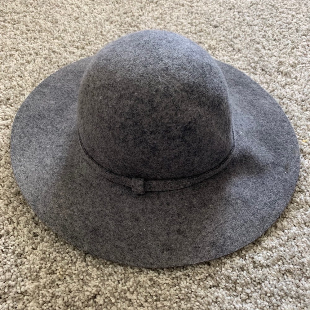 Phase 3 charcoal grey wool hat